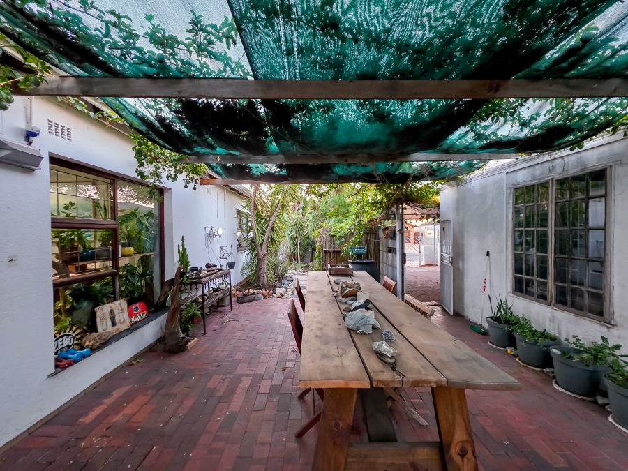 4 Bedroom Property for Sale in Sunridge Western Cape